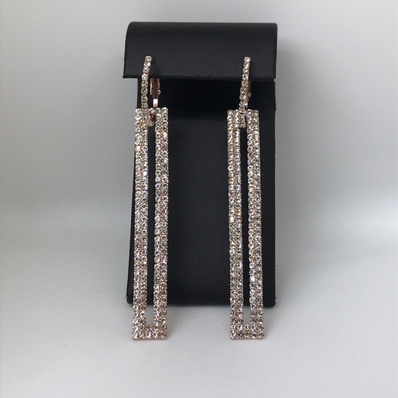Jewelry - ROSE GOLD EARRINGS✨✨✨